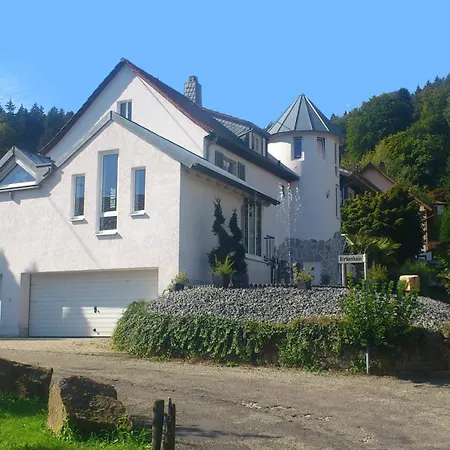 Am Turm Apartamento *