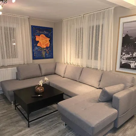 Am Turm Apartamento *